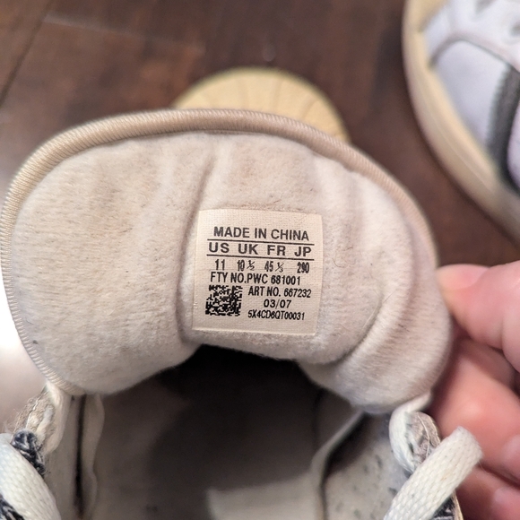 Adidas Superstar Shell Toe Shoes - Picture 5 of 6